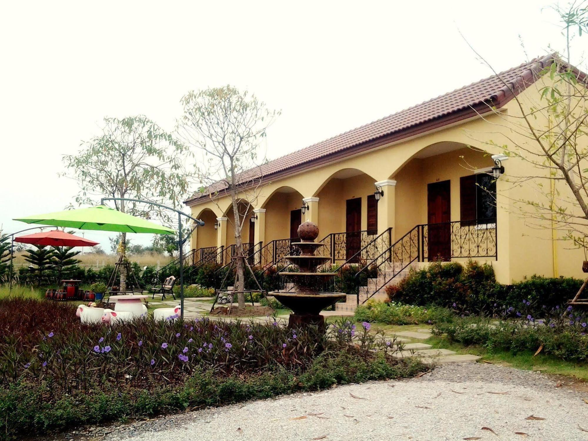 Sierra View Resort Ban Khanong Phra Nua Buitenkant foto